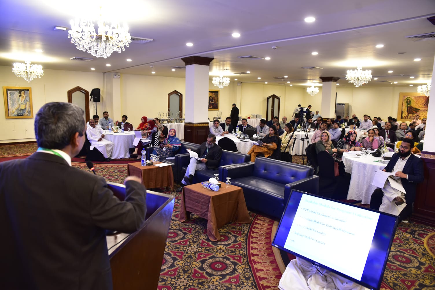 Free HTML5 template by FREEHTML5.co