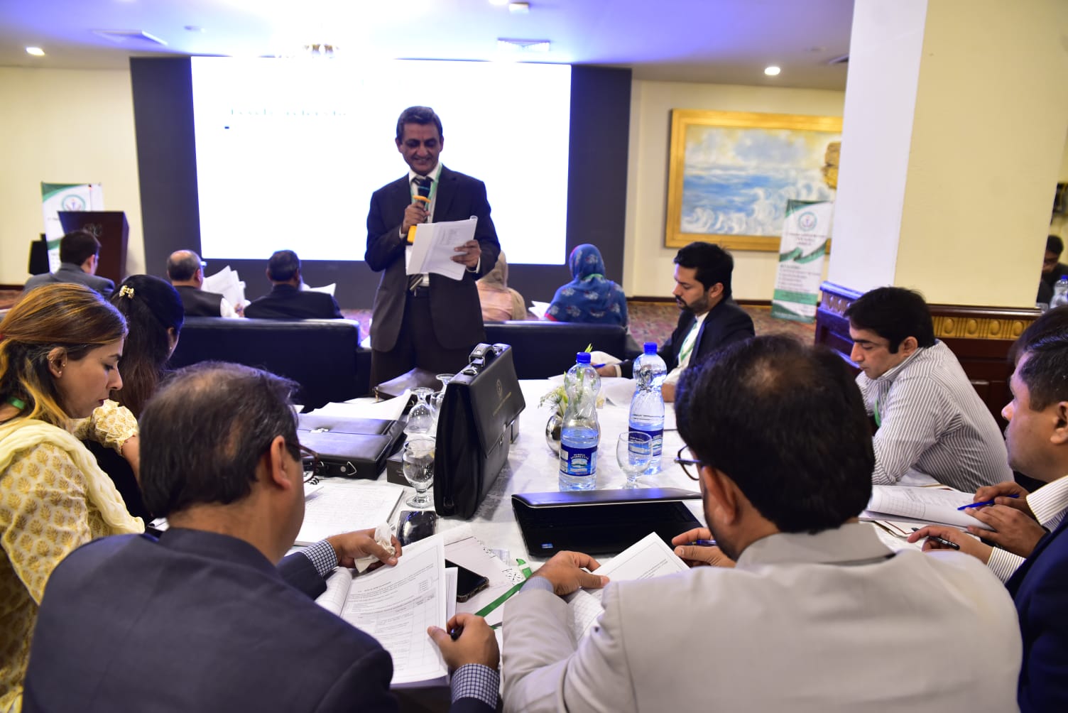 Free HTML5 template by FREEHTML5.co