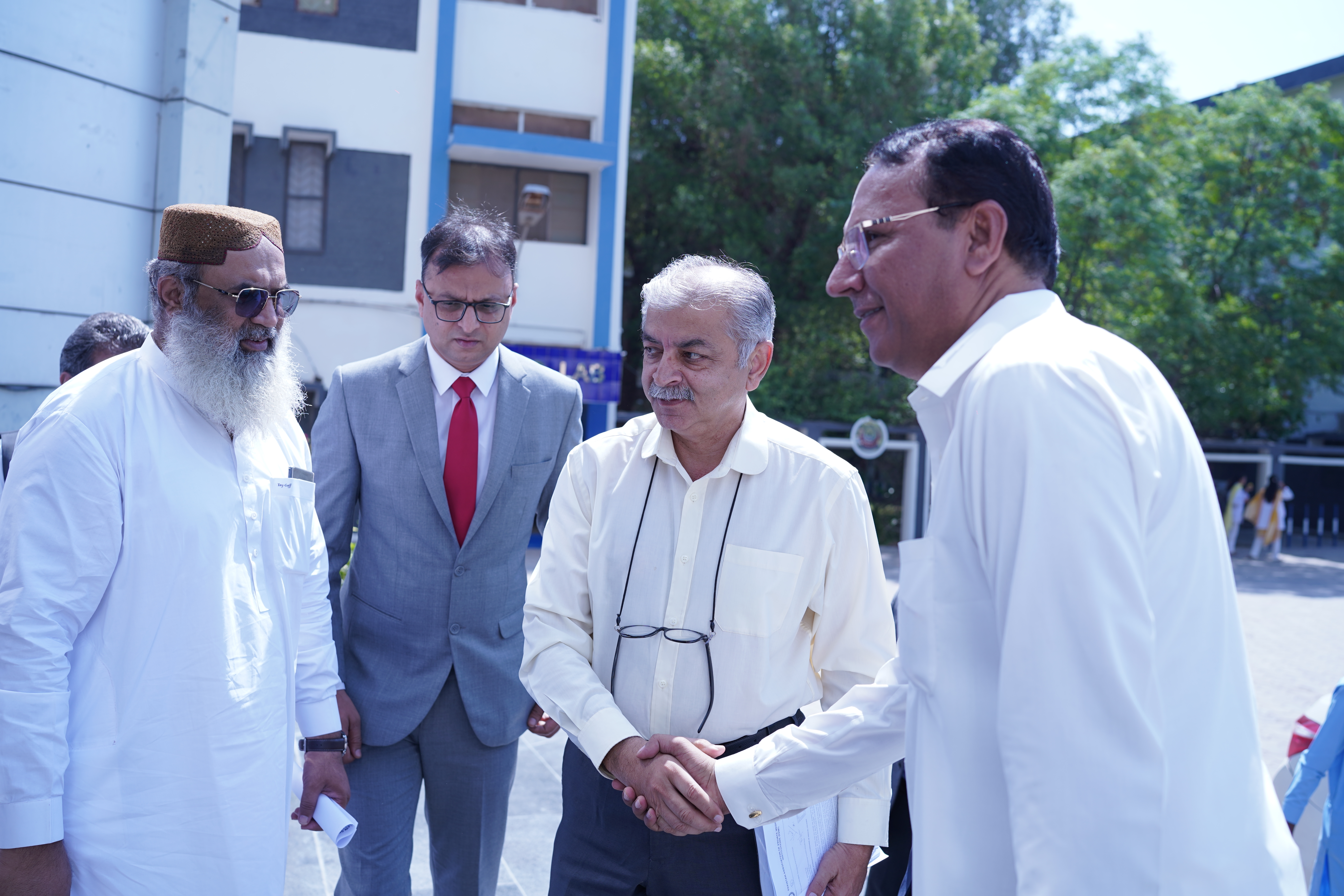 Free HTML5 template by FREEHTML5.co