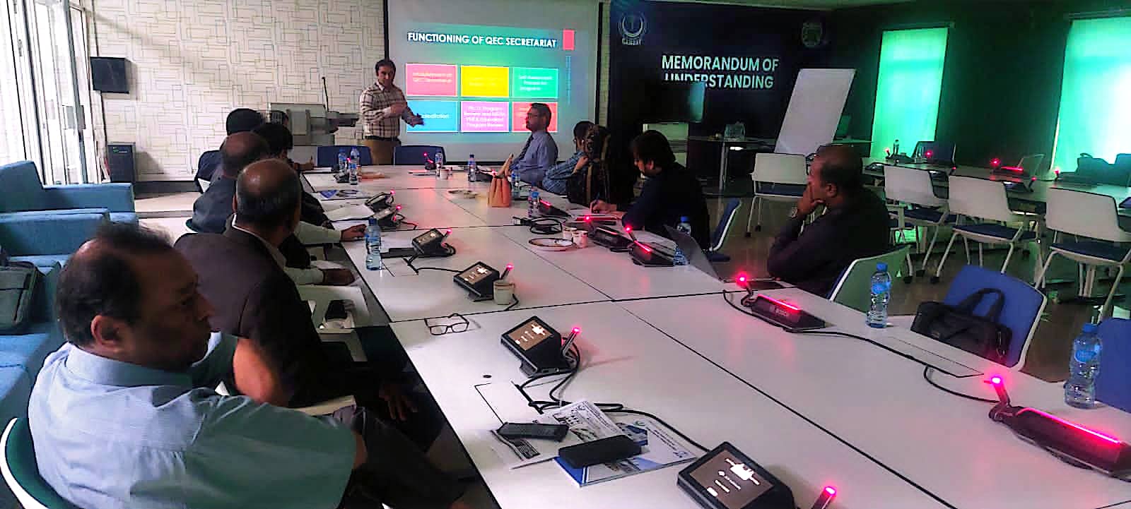 Free HTML5 template by FREEHTML5.co