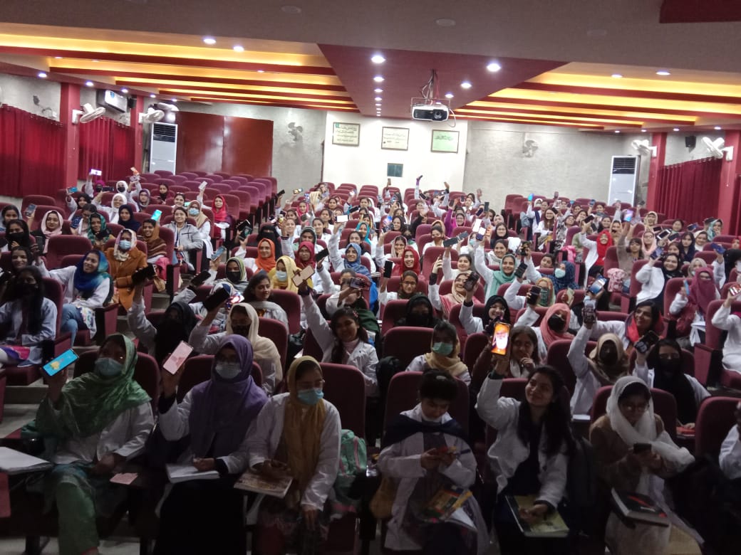 Free HTML5 template by FREEHTML5.co