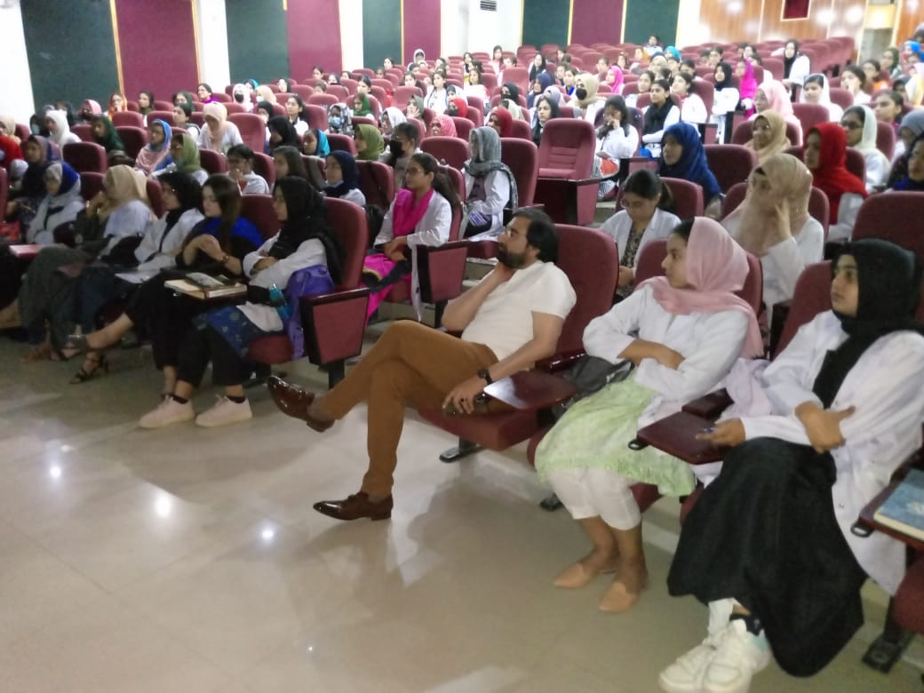 Free HTML5 template by FREEHTML5.co