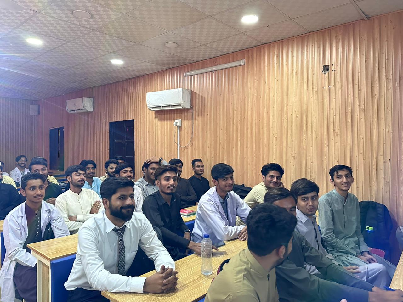 Free HTML5 template by FREEHTML5.co